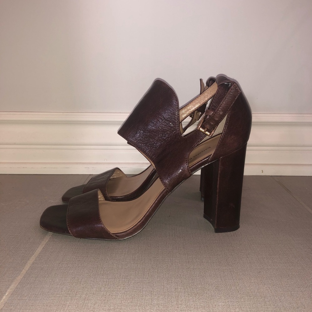 Banana Republic size 8.5 women’s burgundy heels